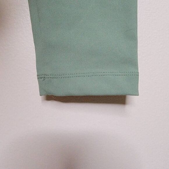 Danskin Stretch Athletic Workout Leggings Green Medium - Picture 8 of 11